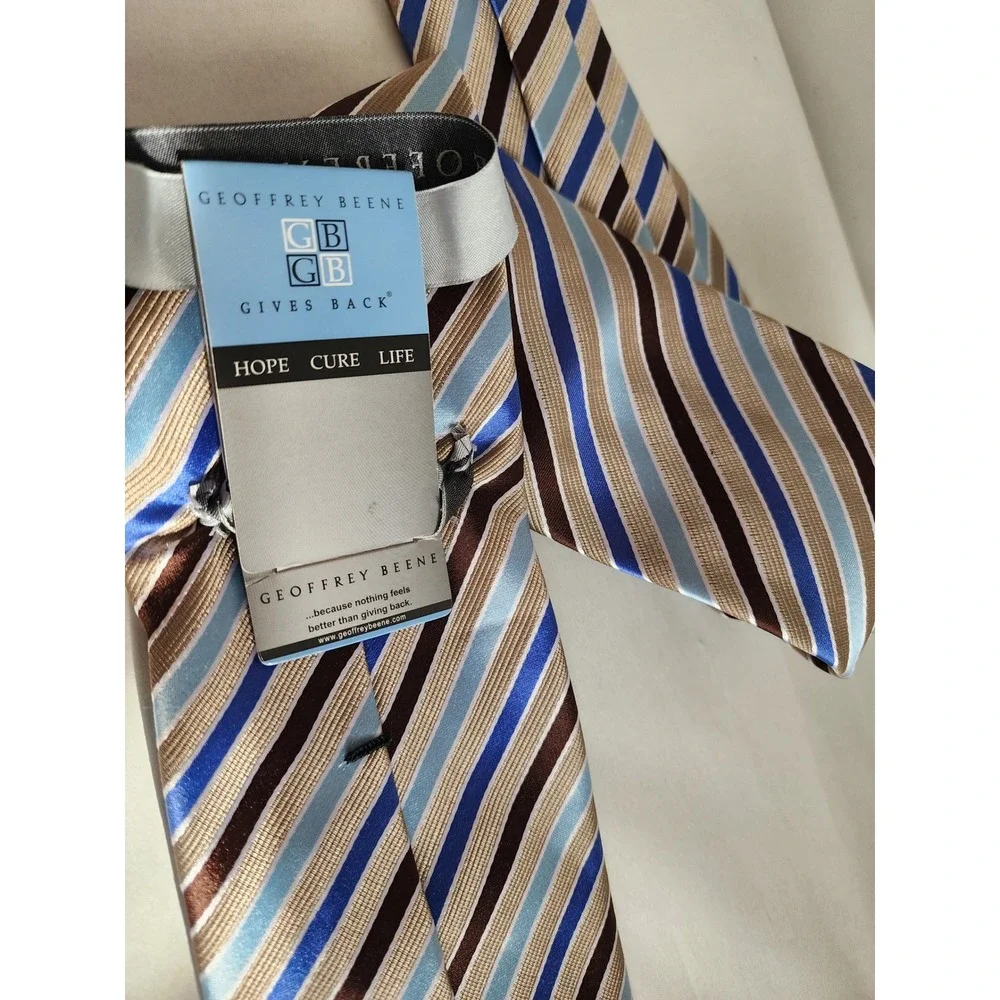 Geoffrey Beene Mens Silk Necktie Blue Brown Tan Striped Formal Business Tie NWT
